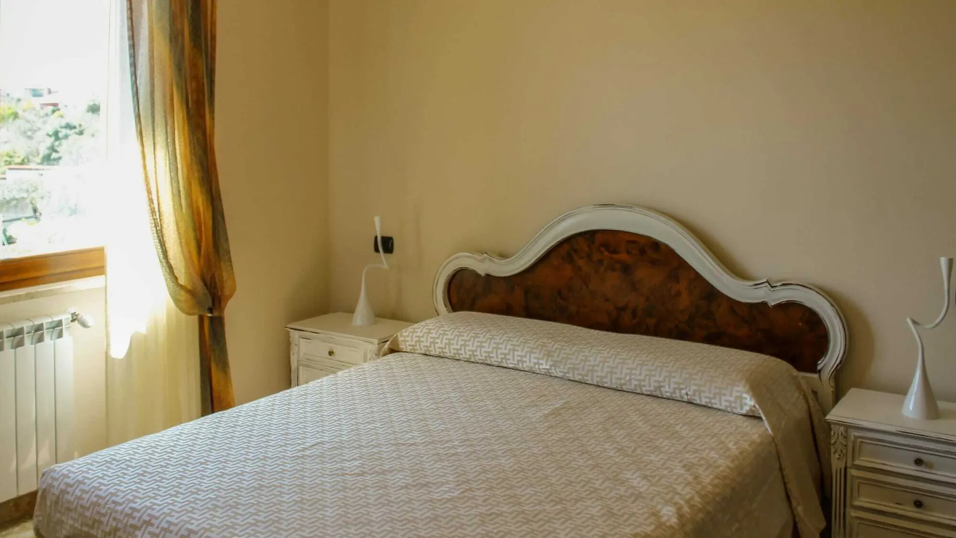 Villa Malvasio Pool And Jacuzzi Room Sassari Bed & Breakfast